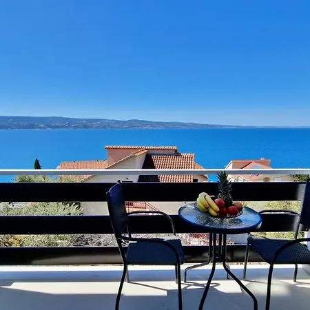 Slavica * Omiš