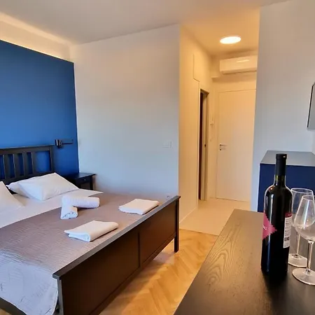 Slavica Apartman Omiš